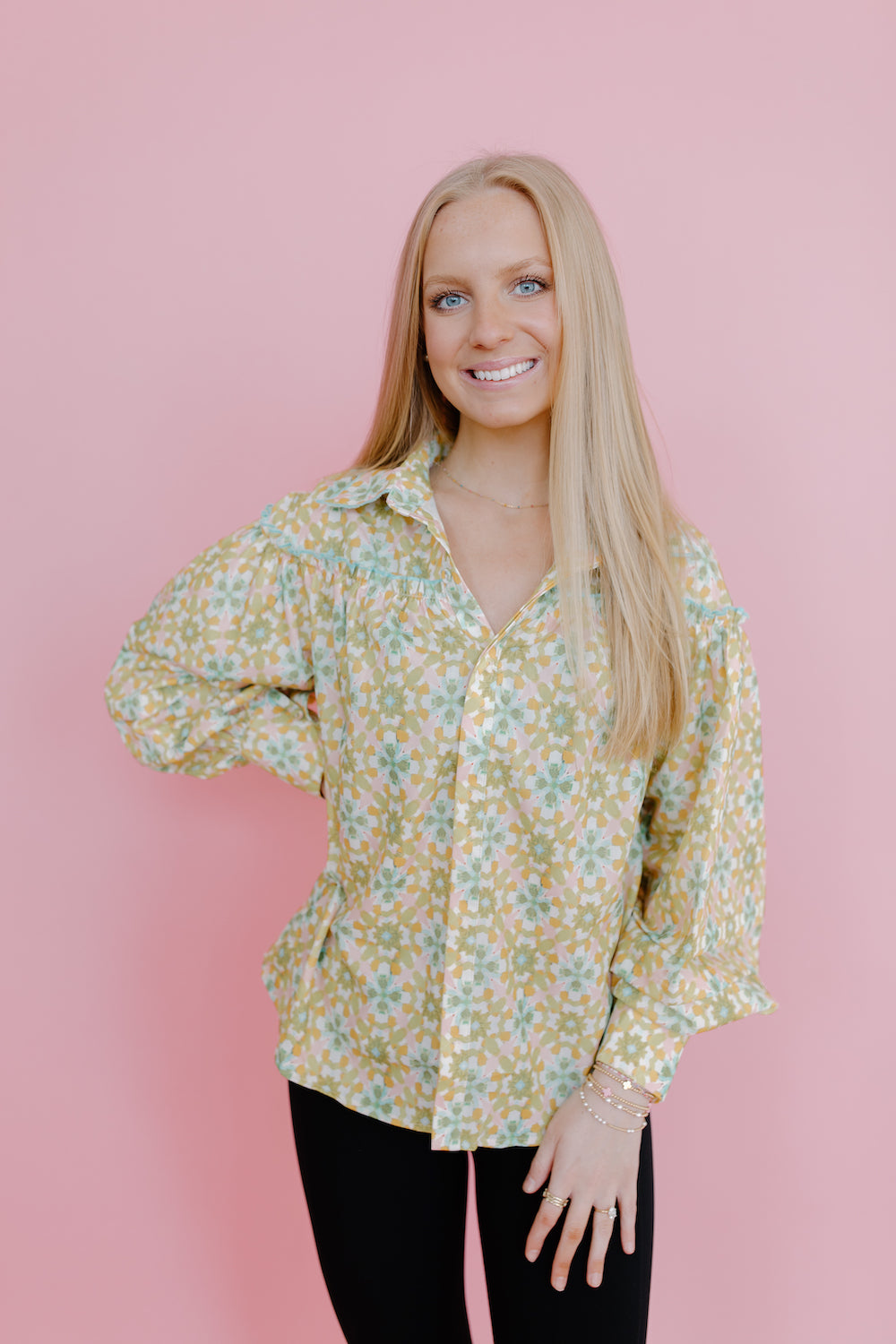 Floral Print Balloon Sleeve Collar Top